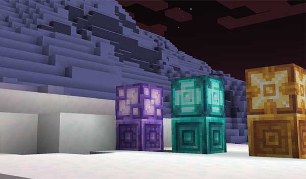 Imagen donde podemos ver tres ejemplos de bloques que podremos fabricar con los cristales que añade el mod Galosphere.