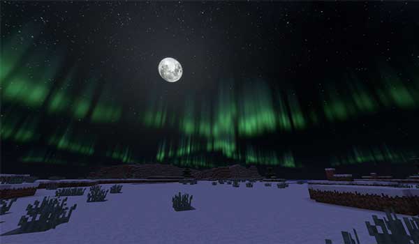 Imagen donde podemos ver una gran aurora boreal sobre el cielo nocturno de Minecraft, gracias a Hyper Realistic Sky Texture Pack.